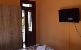 Vesi'S Rooms